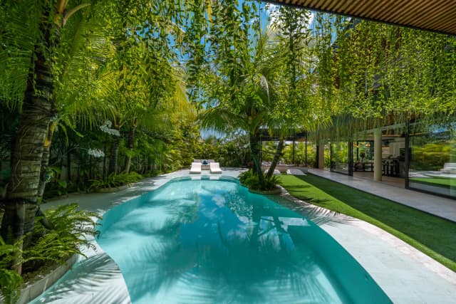 Coco Bay Bali